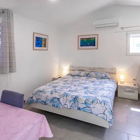 Lovely In With Wifi Apartman *